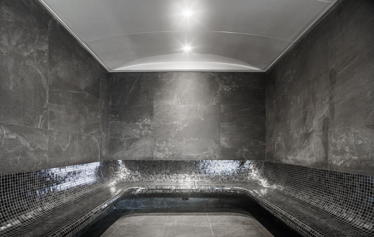 Grande Centre Point Space Pattaya Exteriér fotografie A Turkish bath