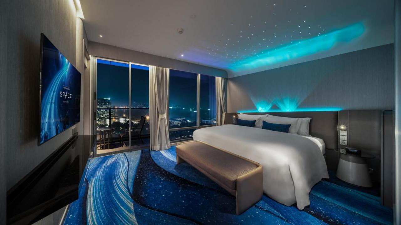 Grande Centre Point Space Pattaya Exteriér fotografie